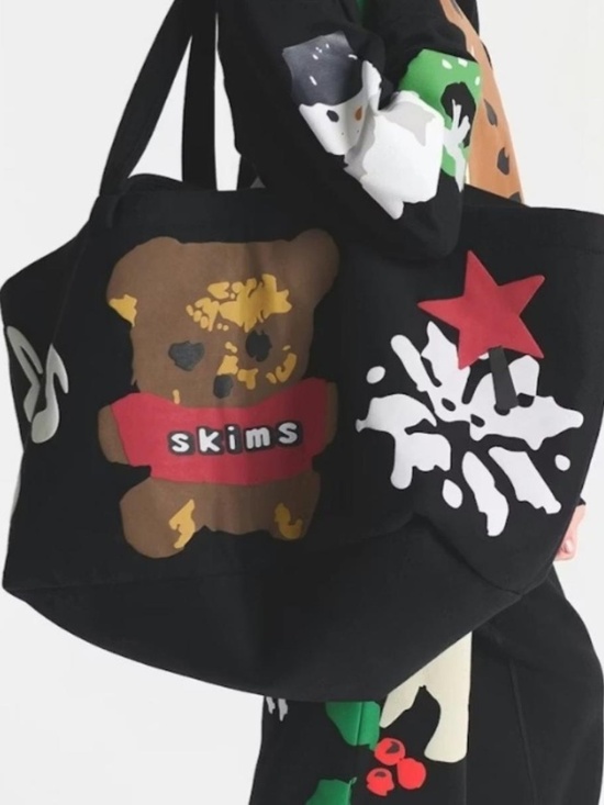 SKIM POST MALONE Handbags - Skims X Cpfm Fleece Carryall Tote in Black
